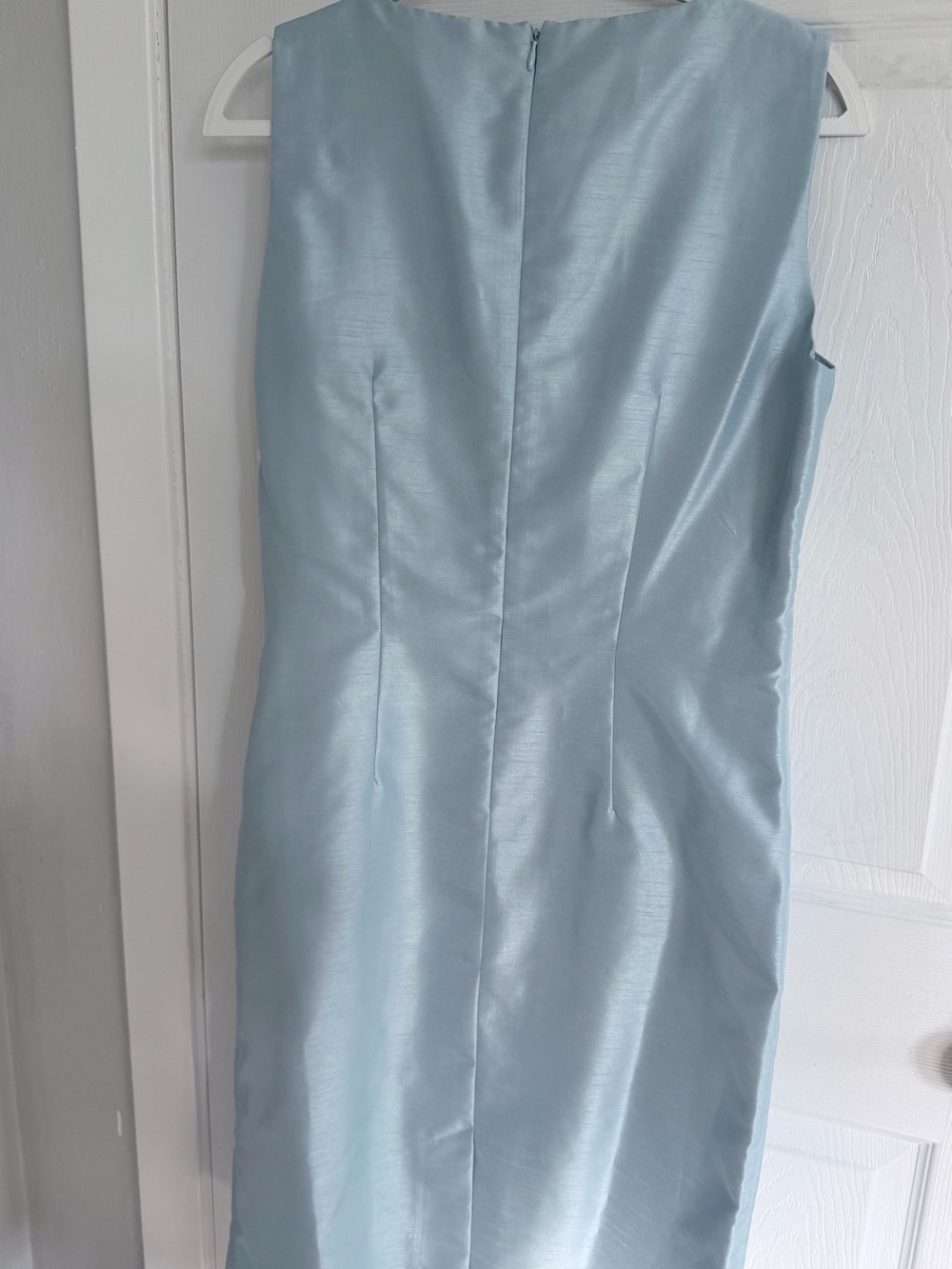 Leslie Fay Watery Blue Shantung Embroidered Sheath Dress size 12 - Picture 2 of 5